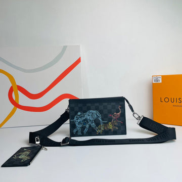 EC - LOV Wallet - 685