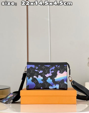 EC - LOV Bags - 1380