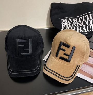 EC - Mix Hats - 013
