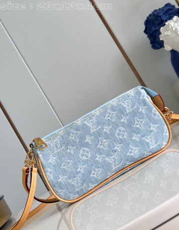 EC - LOV Bags - 170