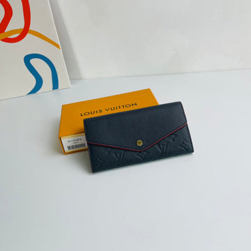 EC - LOV Wallet - 1248