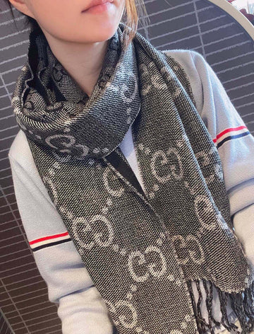 EC - GUKI Scarf - 207