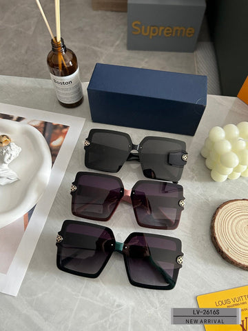 EC - LOV Sunglass - 049