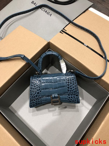 CS - BG Hourglass Bags - 097