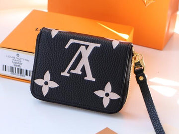 EC - LOV Bags - 2705
