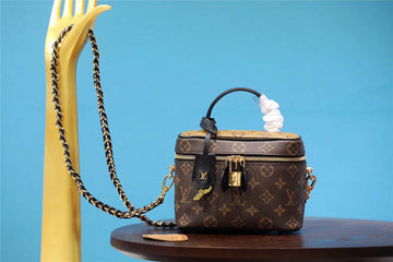 EC Fashion Lu-Vi bags - 8606