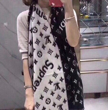 EC - LOV Scarf - 175