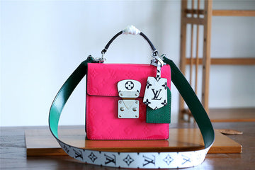 EC Fashion Lu-Vi bags - 8054