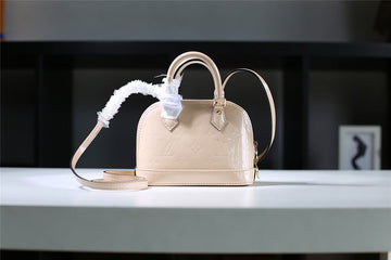 EC Fashion Lu-Vi bags - 8304