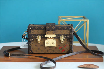 EC Fashion Lu-Vi bags - 8203