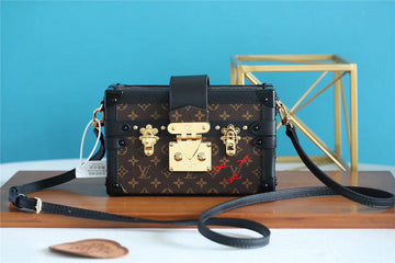 EC Fashion Lu-Vi bags - 8234