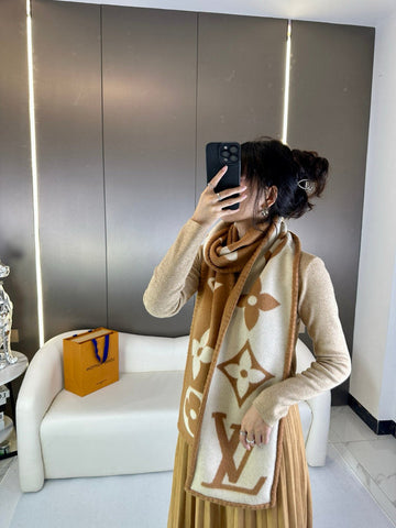 EC - LOV Scarf - 262