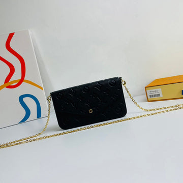 EC - LOV Wallet - 1123