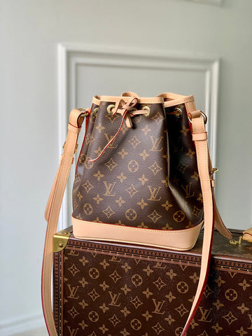 EC - LOV Women Bag - 1180