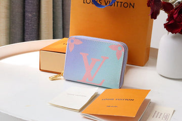 EC - LOV Wallet - 027