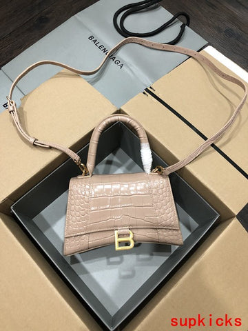 CS - BG Hourglass Bags - 101