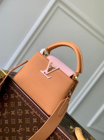 EC - LOV Bags - 1122