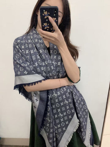 EC - LOV Scarf - 472