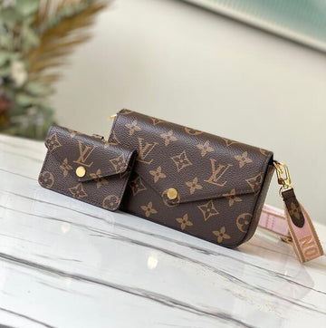 EC - LOV Bags - 2489