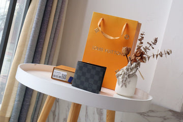 EC - LOV Wallet - 941