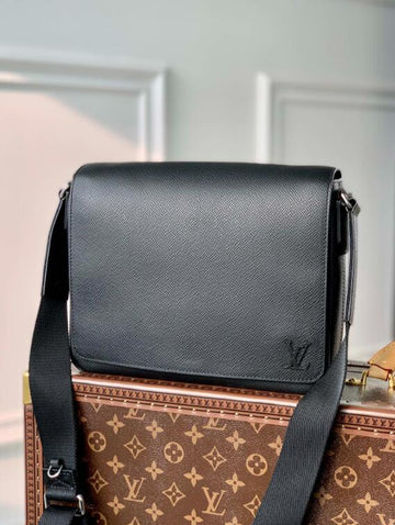 EC - LOV Bags - 1511