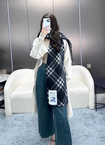 EC - BOR Scarf - 062