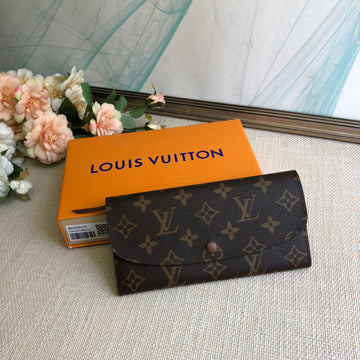 EC - LOV Wallet - 1157