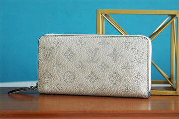 EC Fashion Lu-Vi bags - 8985