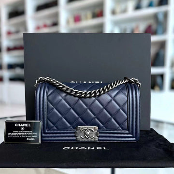 Boy Old Medium 25CM Quilted Lambskin Leboy Navy Blue RSHW No 19