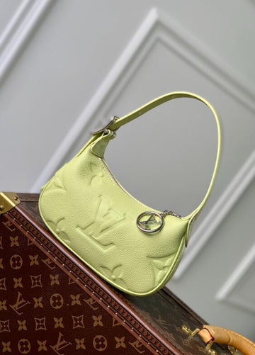 EC - LOV Bags - 1132