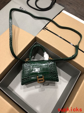 CS - BG Hourglass Bags - 098