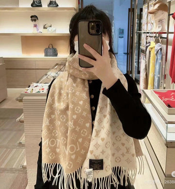 EC - LOV Scarf - 061