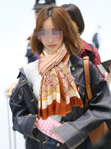 EC - LOV Scarf - 585