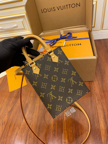 EC Fashion Lu-Vi bags - 17663
