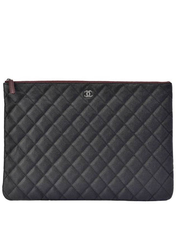 Women s un clutch caviar large Chanel