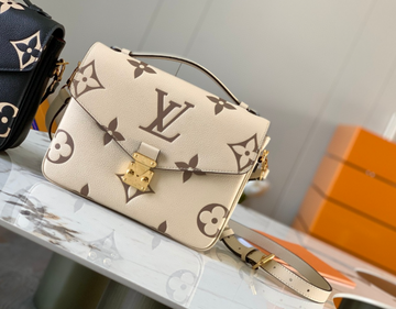 EC - LOV Bags - 1348
