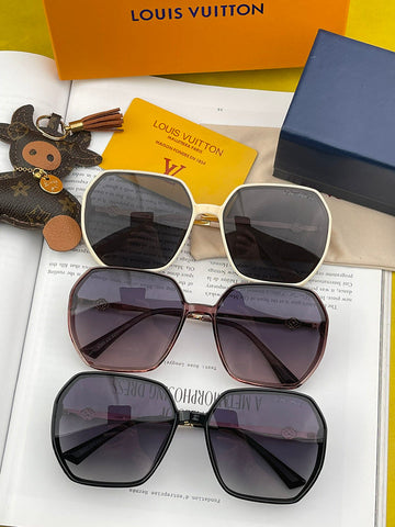 EC - LOV Sunglass - 041