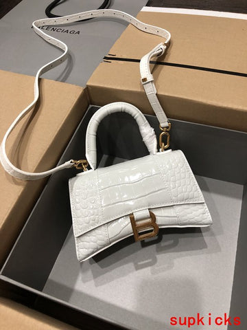 CS - BG Hourglass Bags - 188
