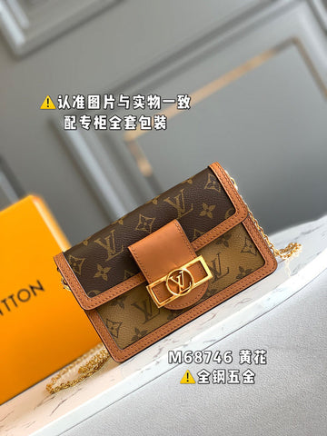 EC - LOV Women Bag - 1521