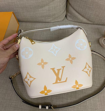 EC - LOV Bags - 2422