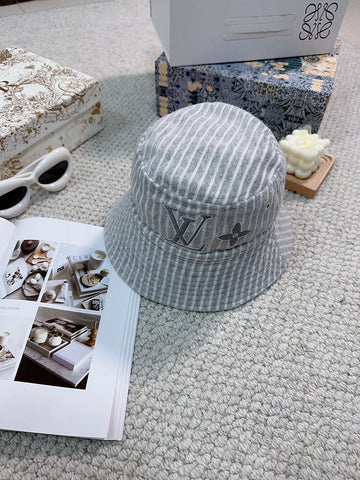 EC - LOV Cap - 437