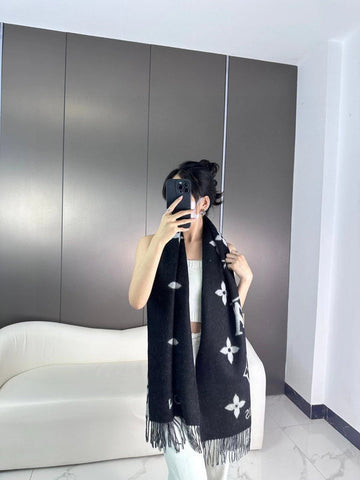 EC - LOV Scarf - 268