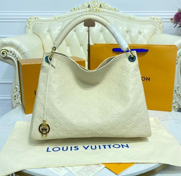 EC Luxury - LOV Bags - 2464