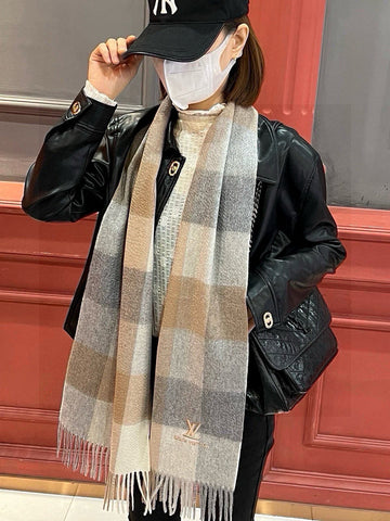EC - LOV Scarf - 067