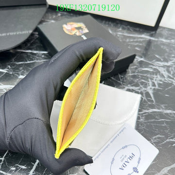 EC - PD Wallet - 017