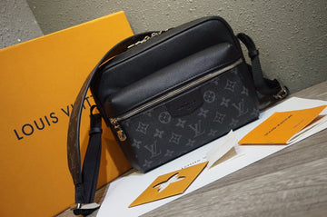EC Fashion Lu-Vi bags - 17672