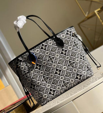 EC Luxury - LOV Bags - 2551
