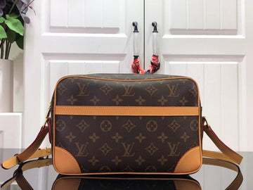 EC Fashion Lu-Vi bags - 17357