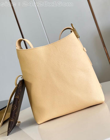 EC - LOV Bags - 083