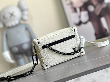 EC - LOV Women Bag - 1628